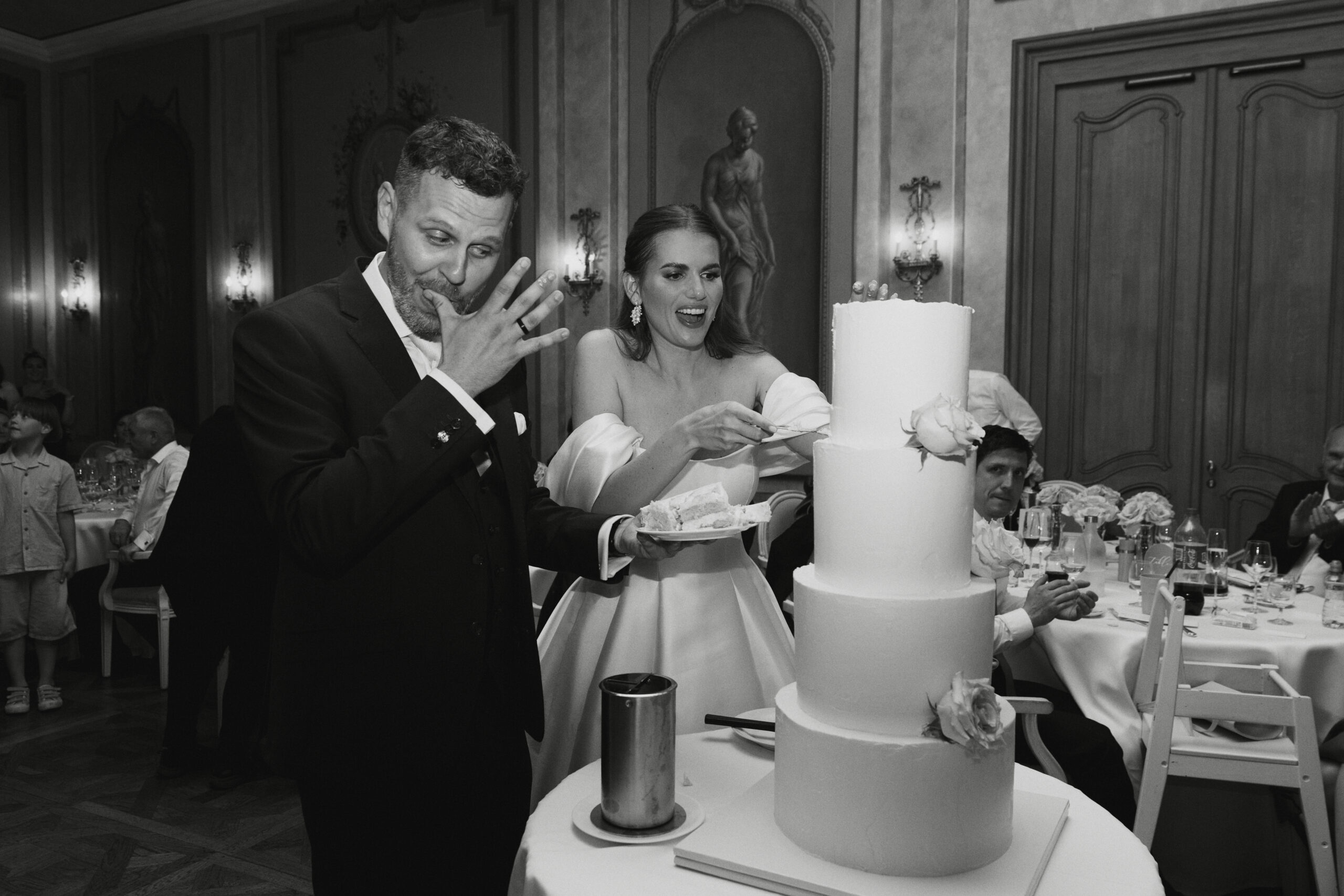 IMG_8240Vizual 1Vizual 1